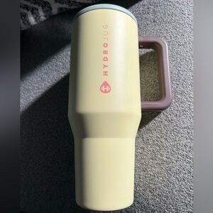 Belle 40 Oz Hydrojug